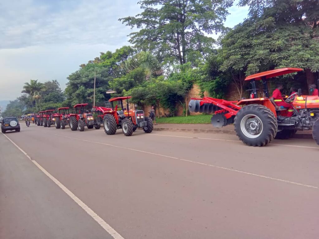 ENGSOL DELIVERS 25 TAFE TRACTORS AND IMPLEMENTS TO NAADS